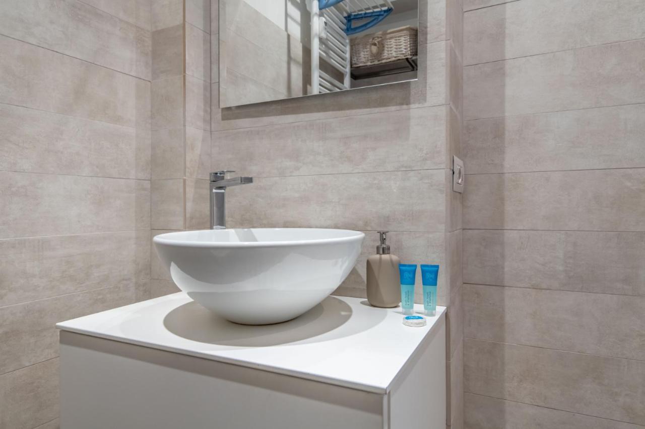 Easylife - Coccole E Comfort - Bilocale Caldo Ed Accogliente A Due Passi Dai Navigli E Metro Verde Mailand Exterior foto